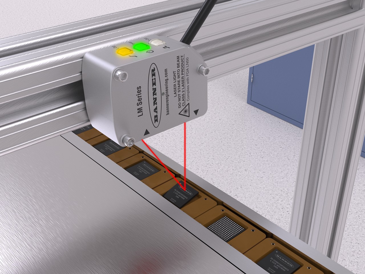 El sensor LM inspecciona los chips IC asentados en nidos 