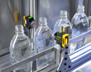 Verificación de Nivel de Llenado en Botellas de Agua